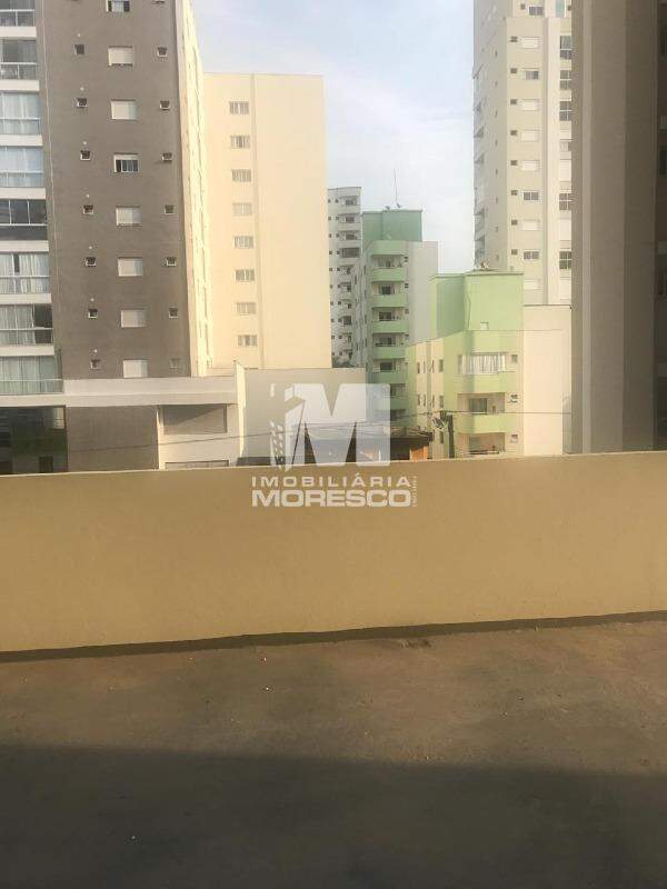 Apartamento à venda no bairro Centro: 